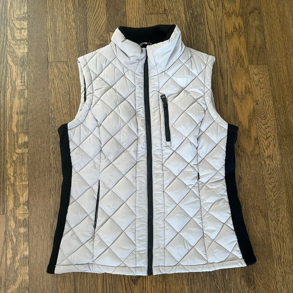 Andrew Marc Women's Quilted Vest - Light Gray and Black